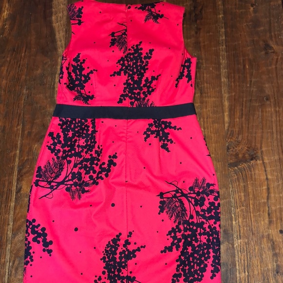 BODEN Stretch Cotton Floral Brocade Dress - Picture 2 of 7